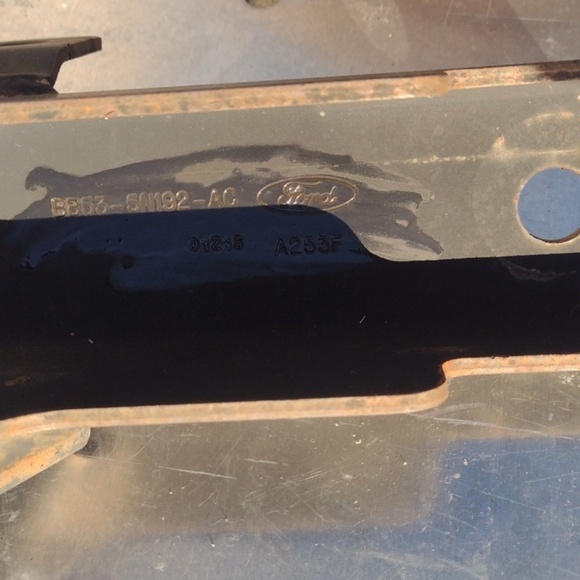 Ford Metal Bracket - Picture 2 of 2